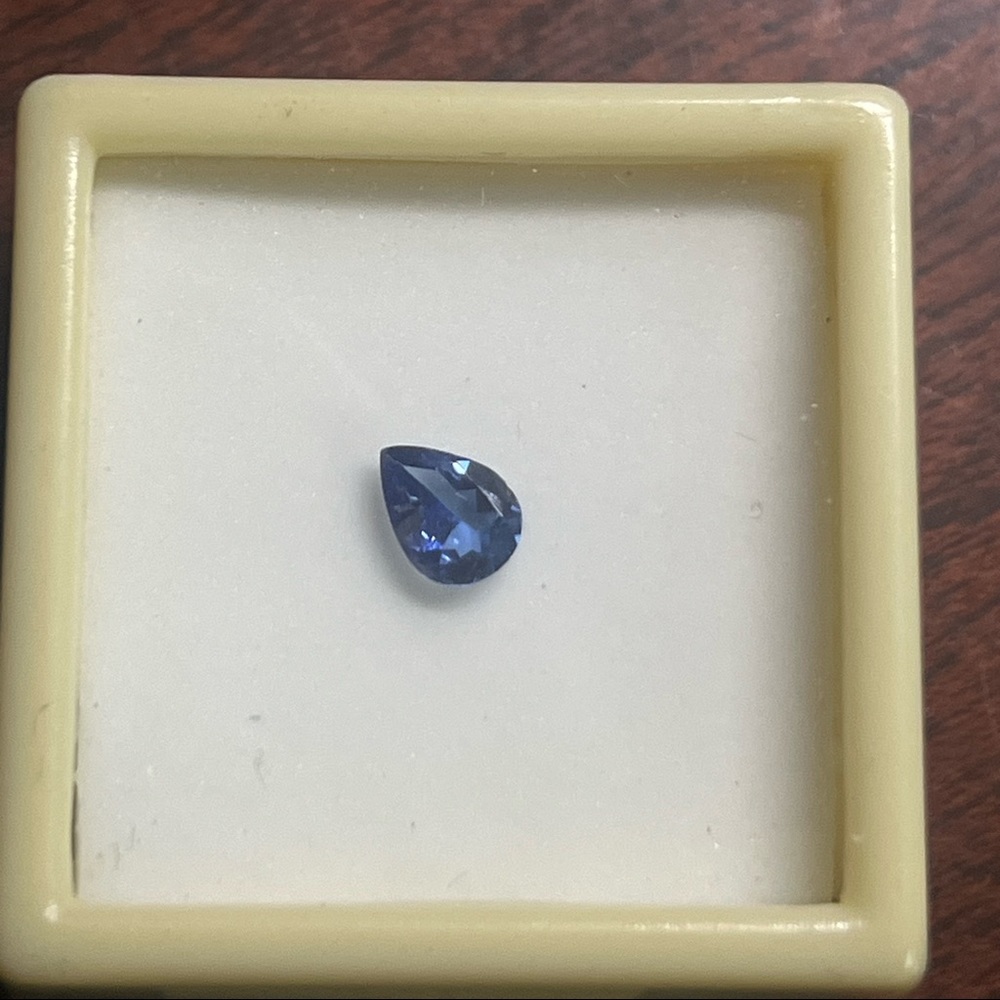 Tanzanite .40 ct. 7x5 mm